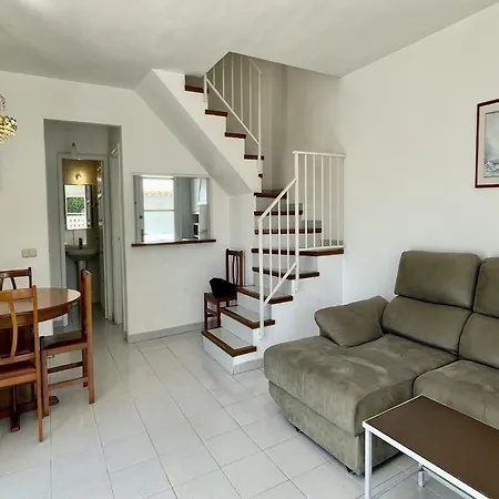 Casa La Vinya 16 3d * L'Escala